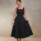 Marke Damen-Midikleid mit floralen Details und quadratischem Ausschnitt — Main Image
