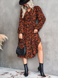 Marke Midikleid mit abstraktem Muster, V-Ausschnitt, lange Ärmel — Main Image