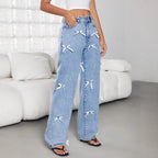 Trendige Damenjeans mit Schleifen-Details, bequem und stilvoll — Image 2