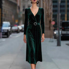 Markenname Damen-Samt-Midikleid mit V-Ausschnitt und Gürtel, grün — Main Image